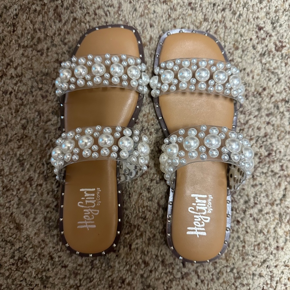 Hey girl sandals